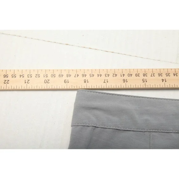 Faherty Shorts Mens 35 Gray All Day Hybrid Drawstring Zip Pocket Stretch Tech - Picture 8 of 11